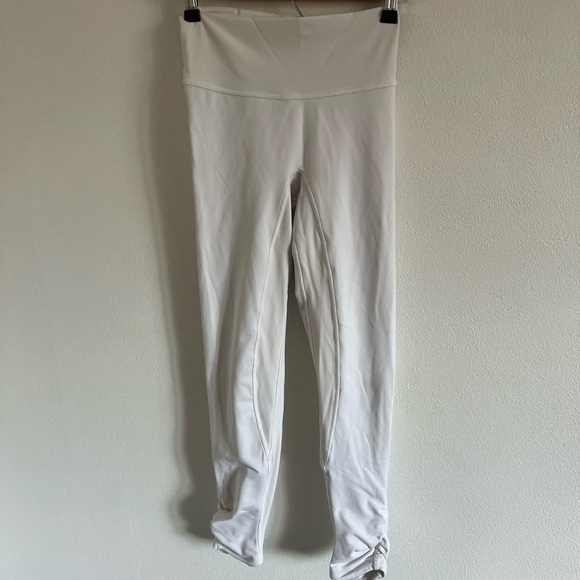 Lululemon White Leggings, size 4 - Picture 2 of 5